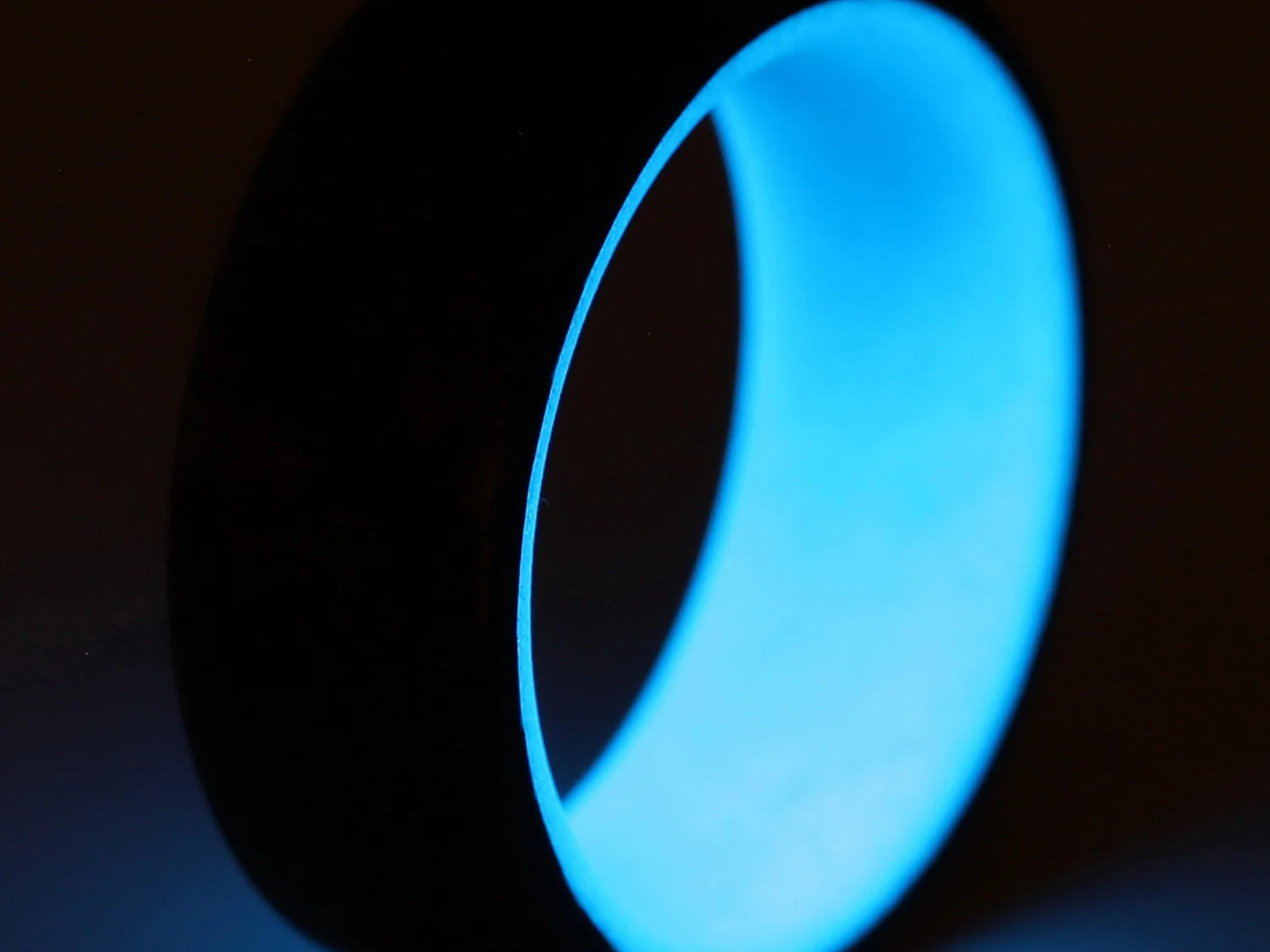 Blue Racer Carbon Fiber Glow Ring - Image 4