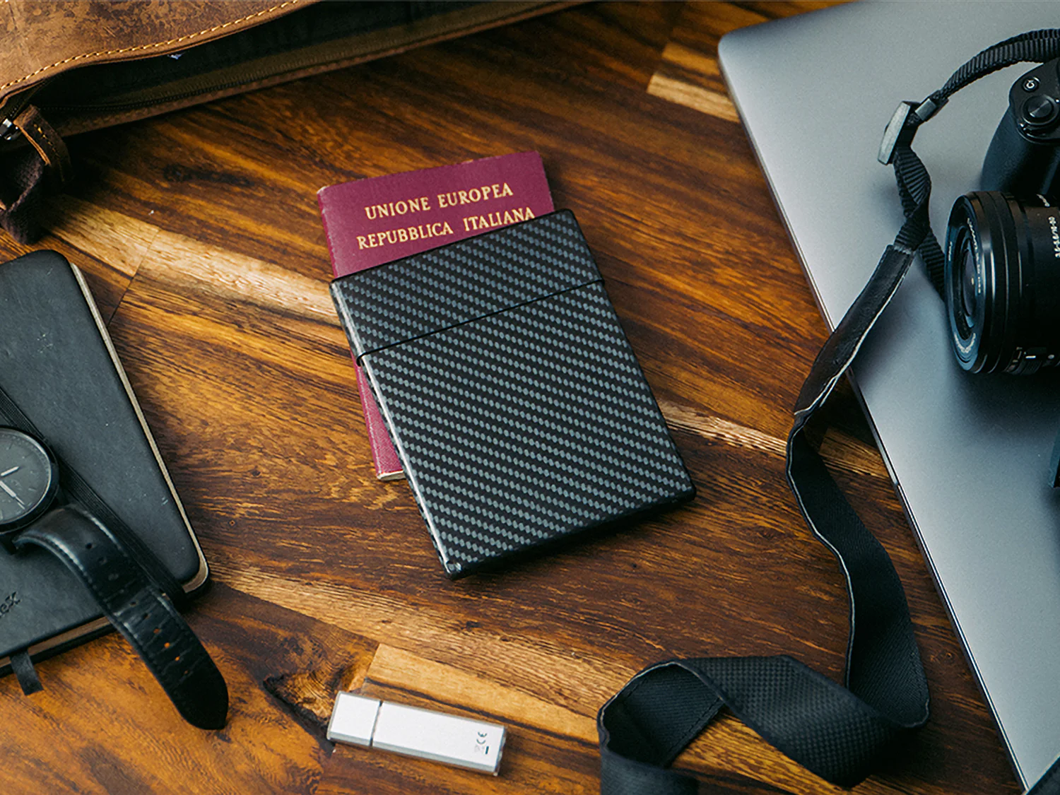 CarbonFG Passport Case - Image 3