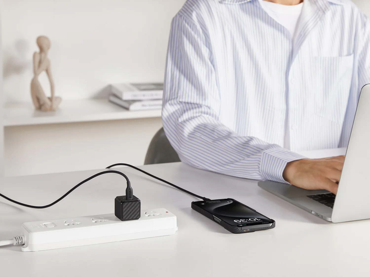PITAKA 30W USB C Compact GaN Charger - Image 3