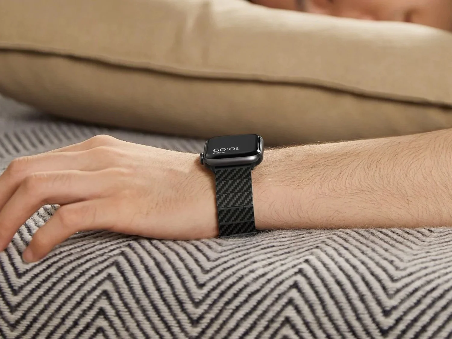 Pitaka Carbon Fiber Apple Watch Band - Image 5